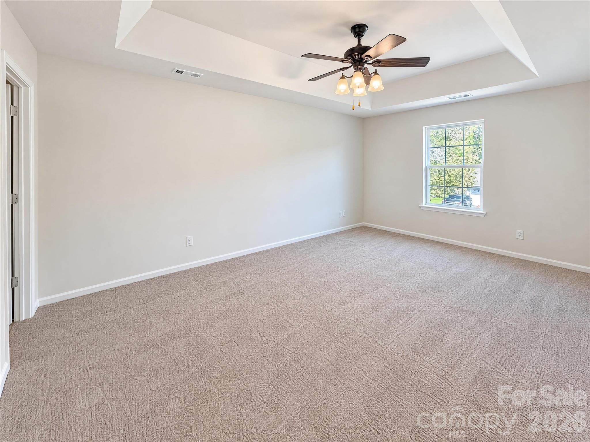 Single Family Residence at 2424 Sloan Drive, Charlotte, photo 4 of 23