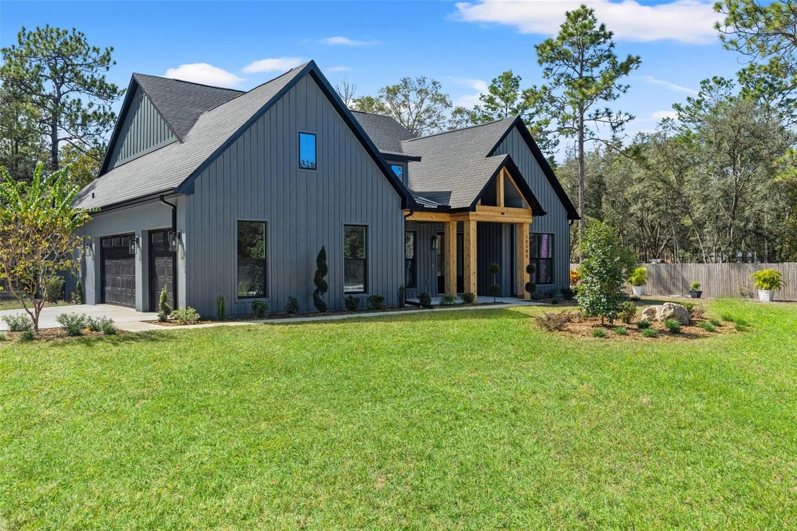 Single Family Residence at 10380 YELLOWSTONE, WEEKI WACHEE, photo 2 of 48
