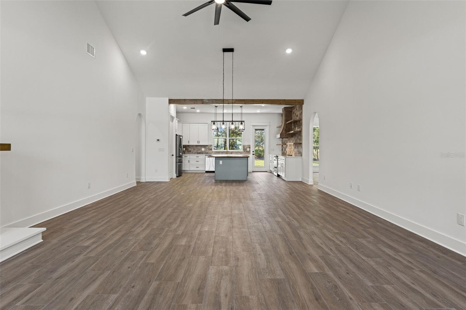 Single Family Residence at 10380 YELLOWSTONE, WEEKI WACHEE, photo 9 of 48
