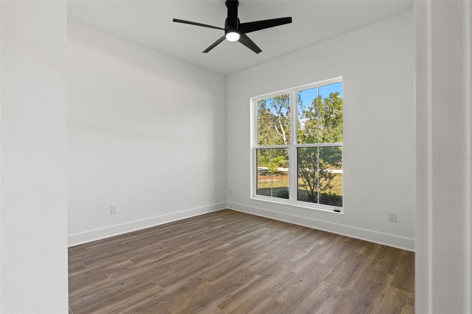 Single Family Residence at 10380 YELLOWSTONE, WEEKI WACHEE, photo 24 of 48