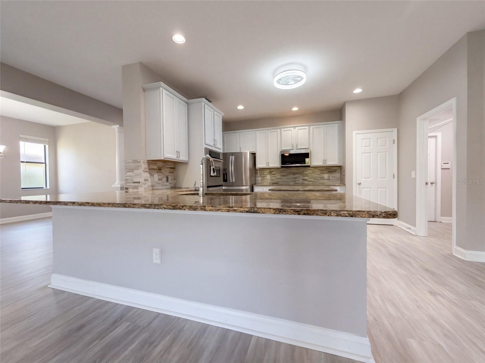 Single Family Residence at 12424 BELCROFT DR, RIVERVIEW, photo 6 of 34