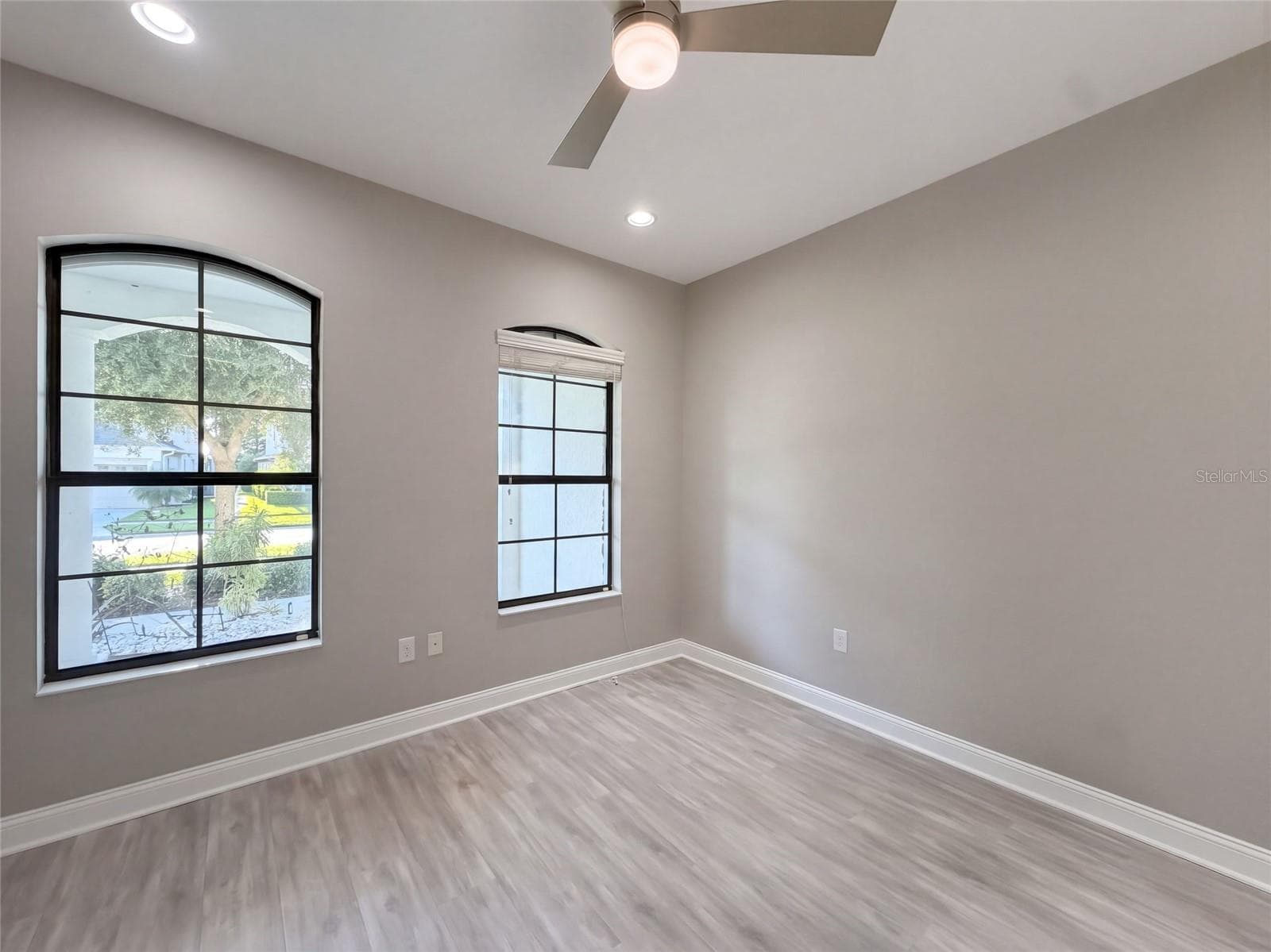 Single Family Residence at 12424 BELCROFT DR, RIVERVIEW, photo 12 of 34