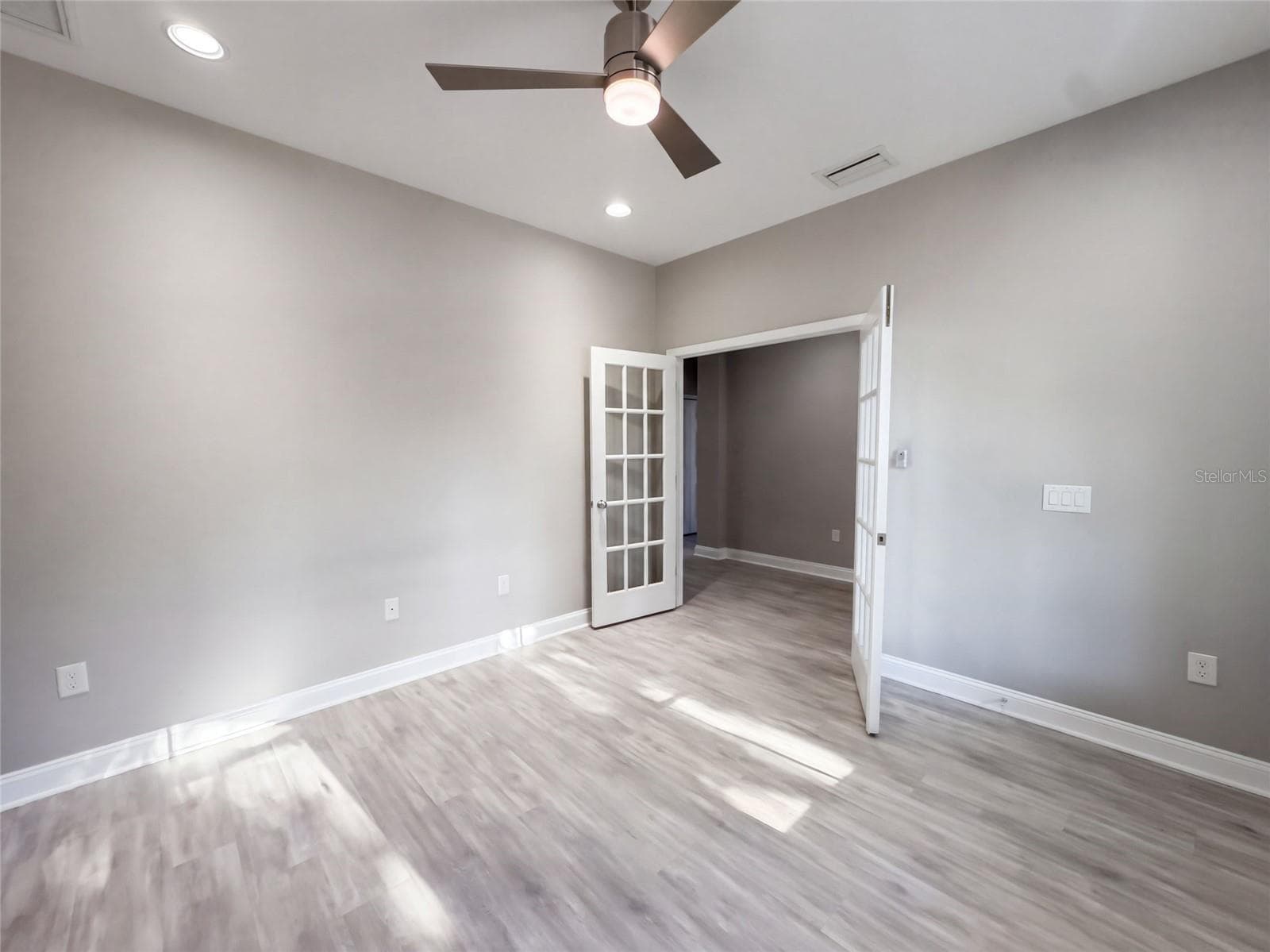 Single Family Residence at 12424 BELCROFT DR, RIVERVIEW, photo 13 of 34