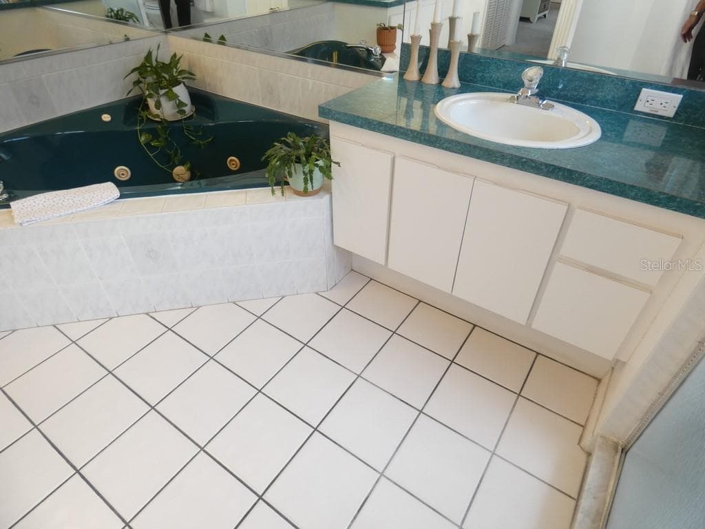 Single Family Residence at 7655 VIENNA LN, PORT RICHEY, photo 18 of 44