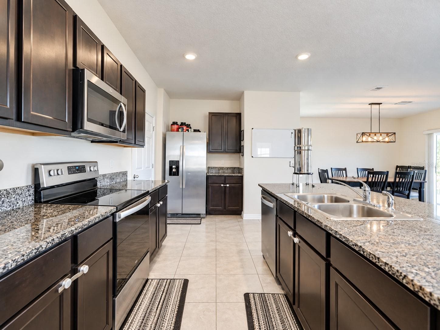 Single Family Residence at 10940 TRAILING VINE DRIVE, TAMPA, photo 3 of 19