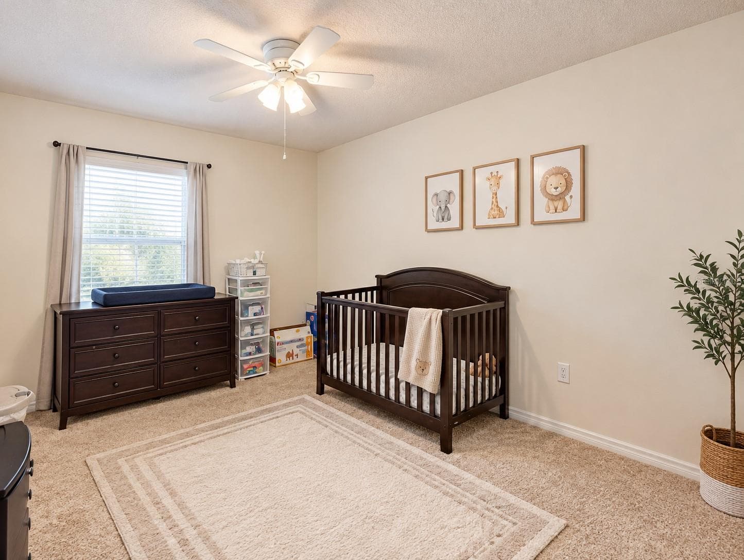 Single Family Residence at 10940 TRAILING VINE DRIVE, TAMPA, photo 10 of 19