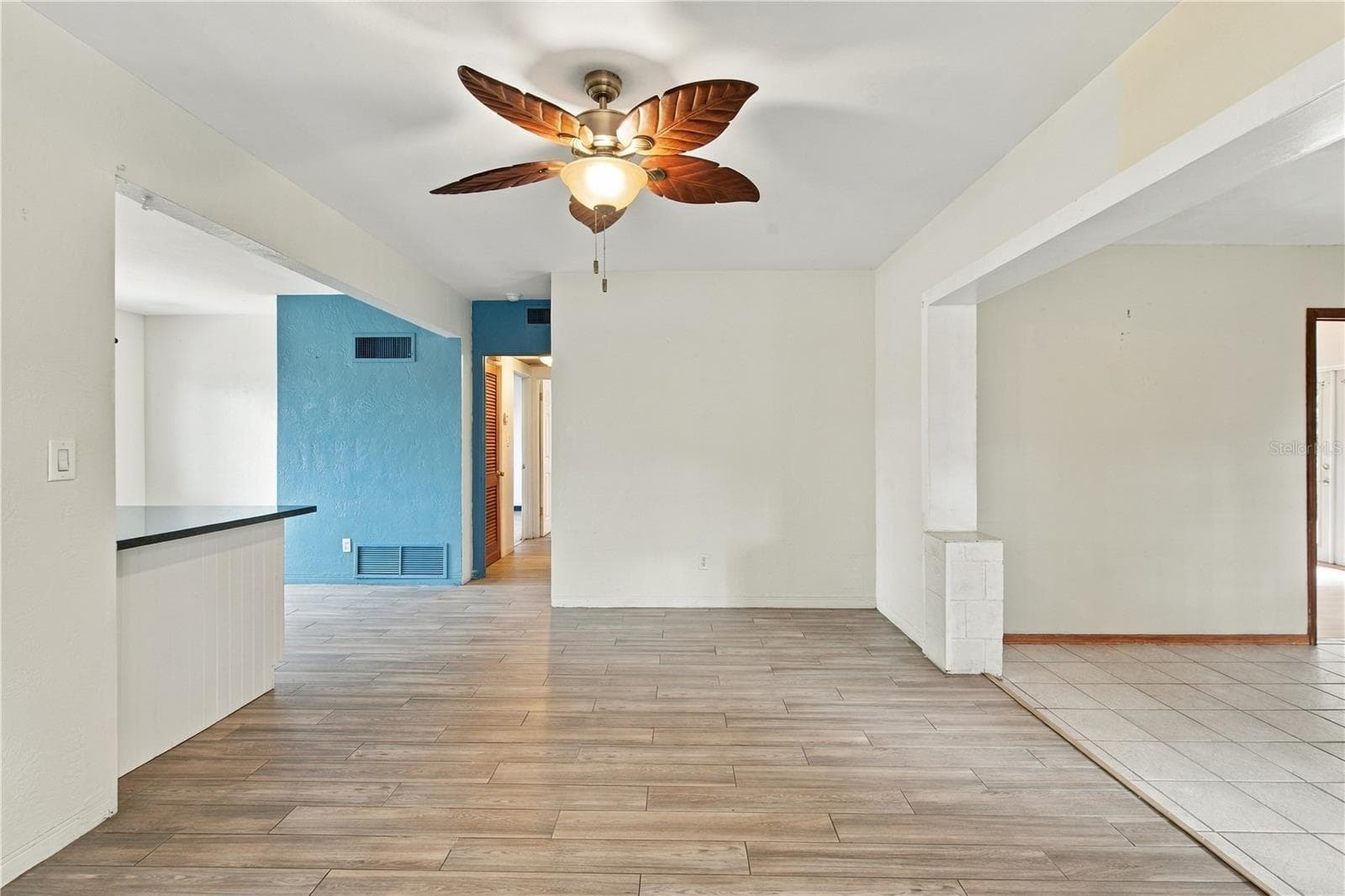 Single Family Residence at 1519 RIDGE AVE, HOLLY HILL, photo 19 of 47