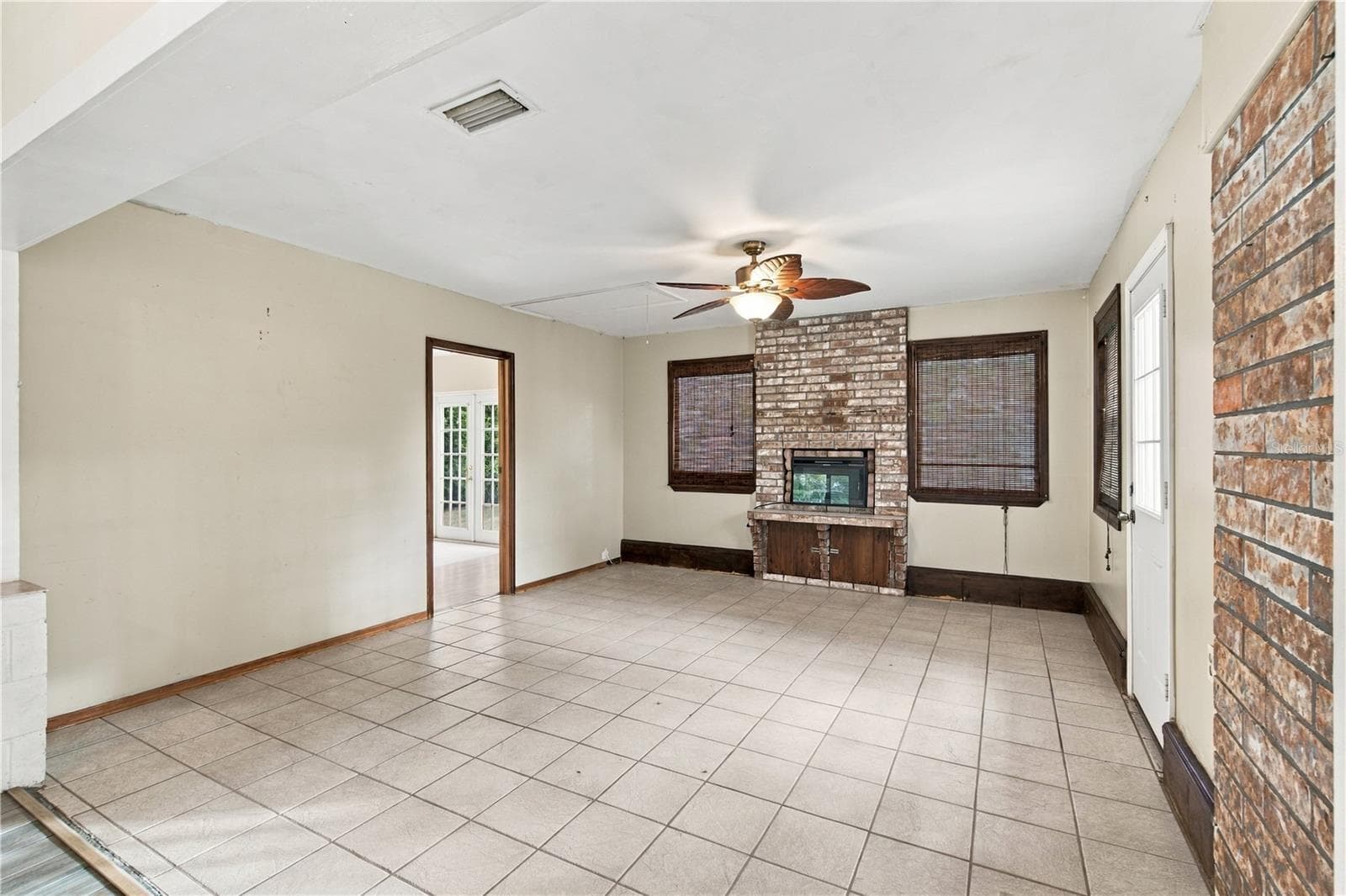 Single Family Residence at 1519 RIDGE AVE, HOLLY HILL, photo 21 of 47
