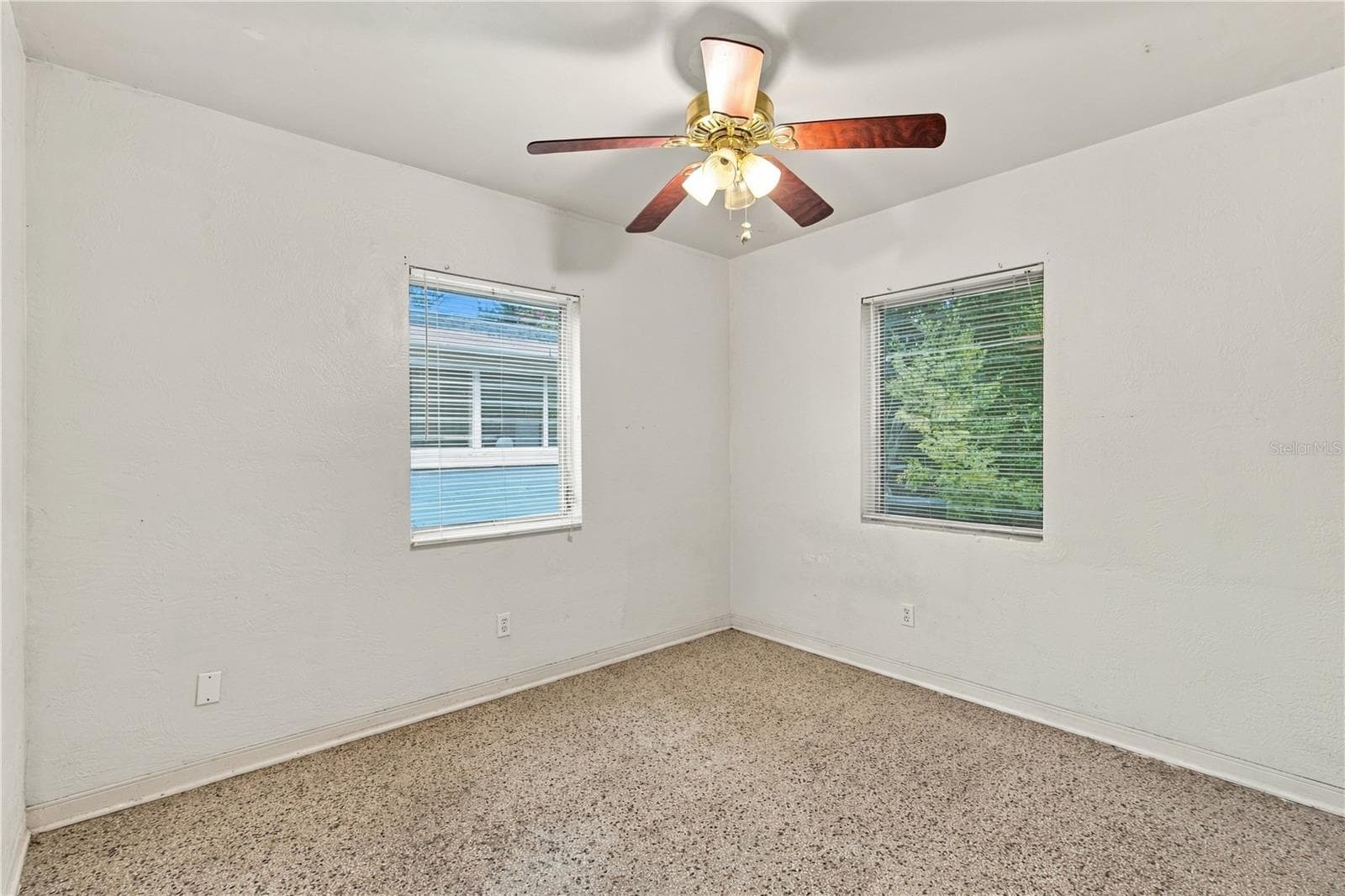 Single Family Residence at 1519 RIDGE AVE, HOLLY HILL, photo 34 of 47