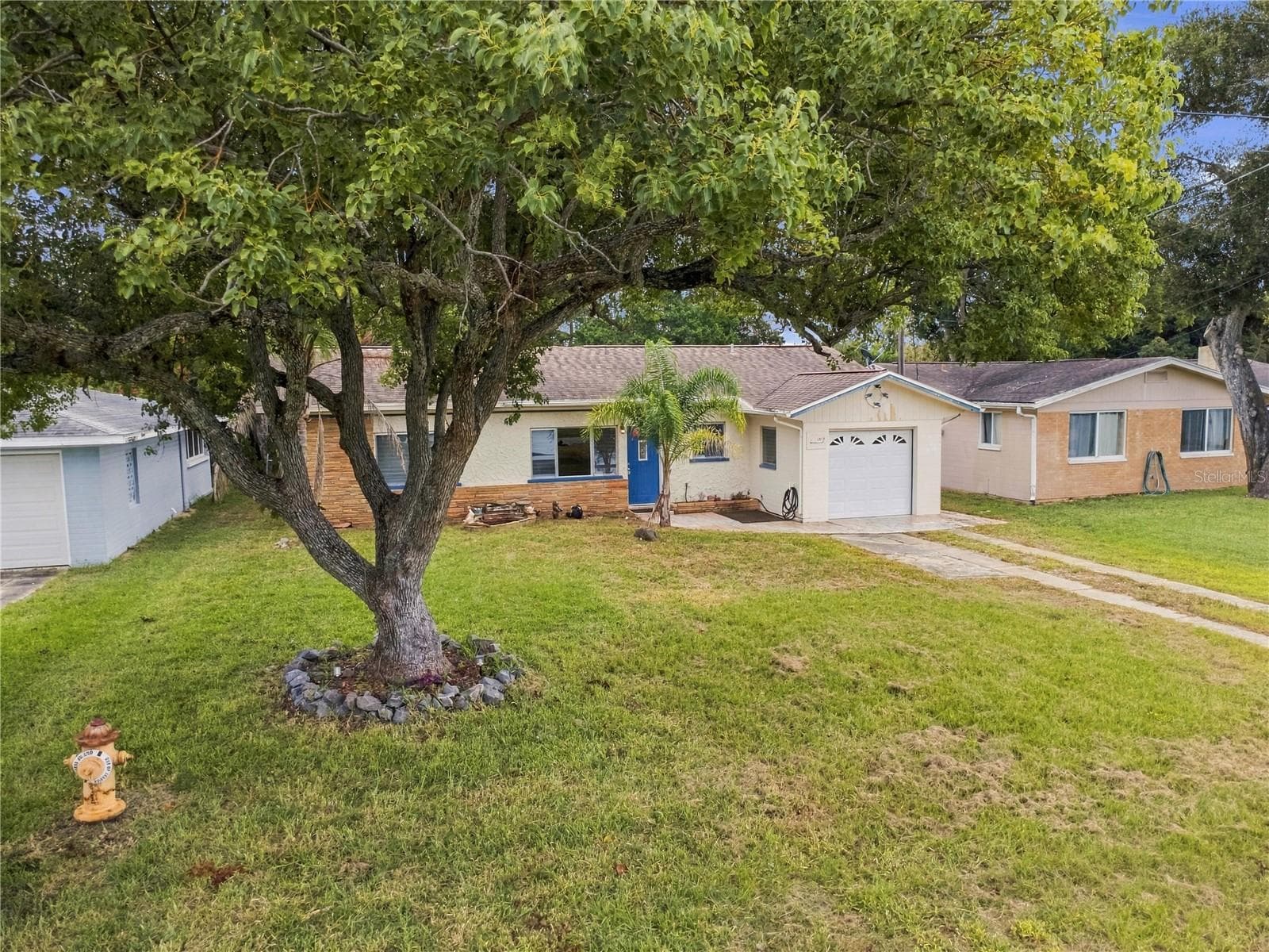 Single Family Residence at 1519 RIDGE AVE, HOLLY HILL, photo 43 of 47