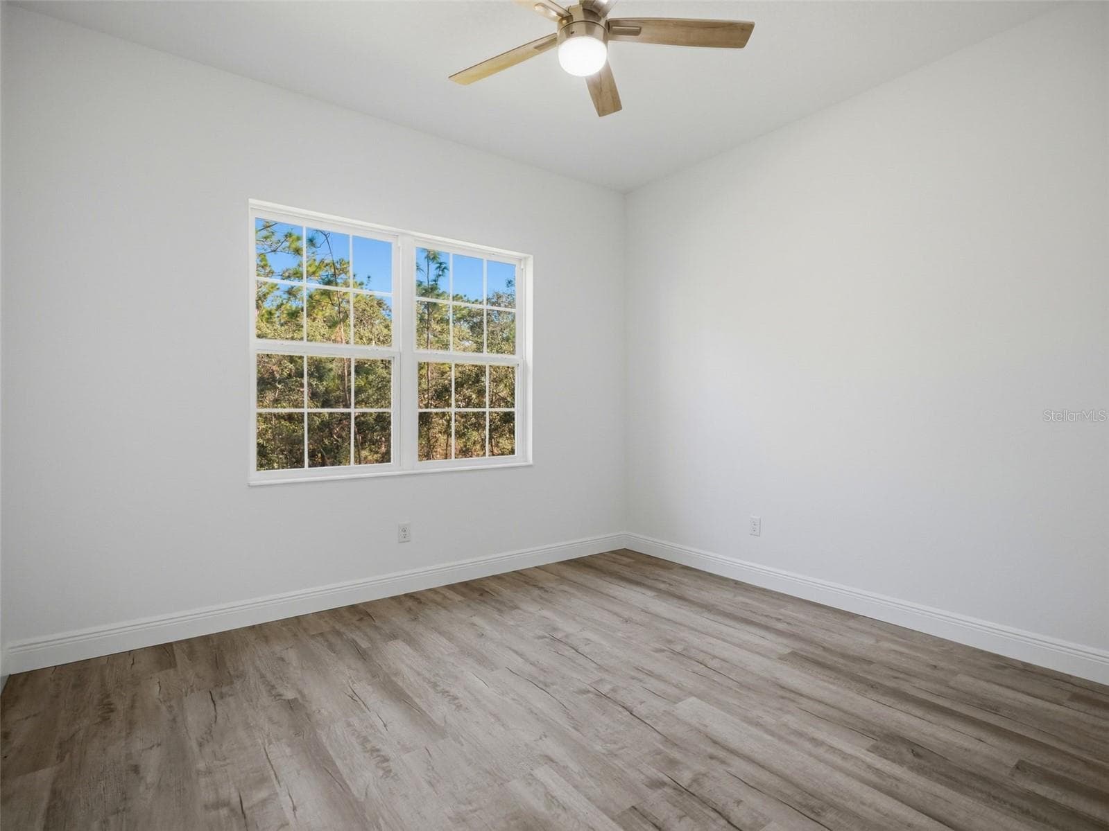 Single Family Residence at 13193 BARNEVELDE RD, WEEKI WACHEE, photo 25 of 59