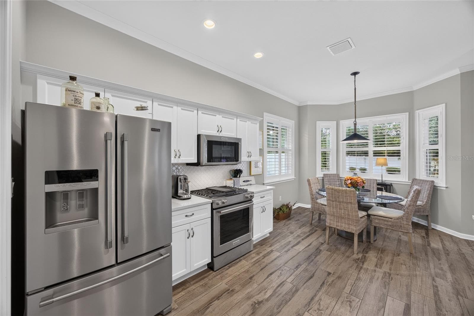 Updated Cabinetry Throughout the home. - 417 SE 10TH ST, OCALA