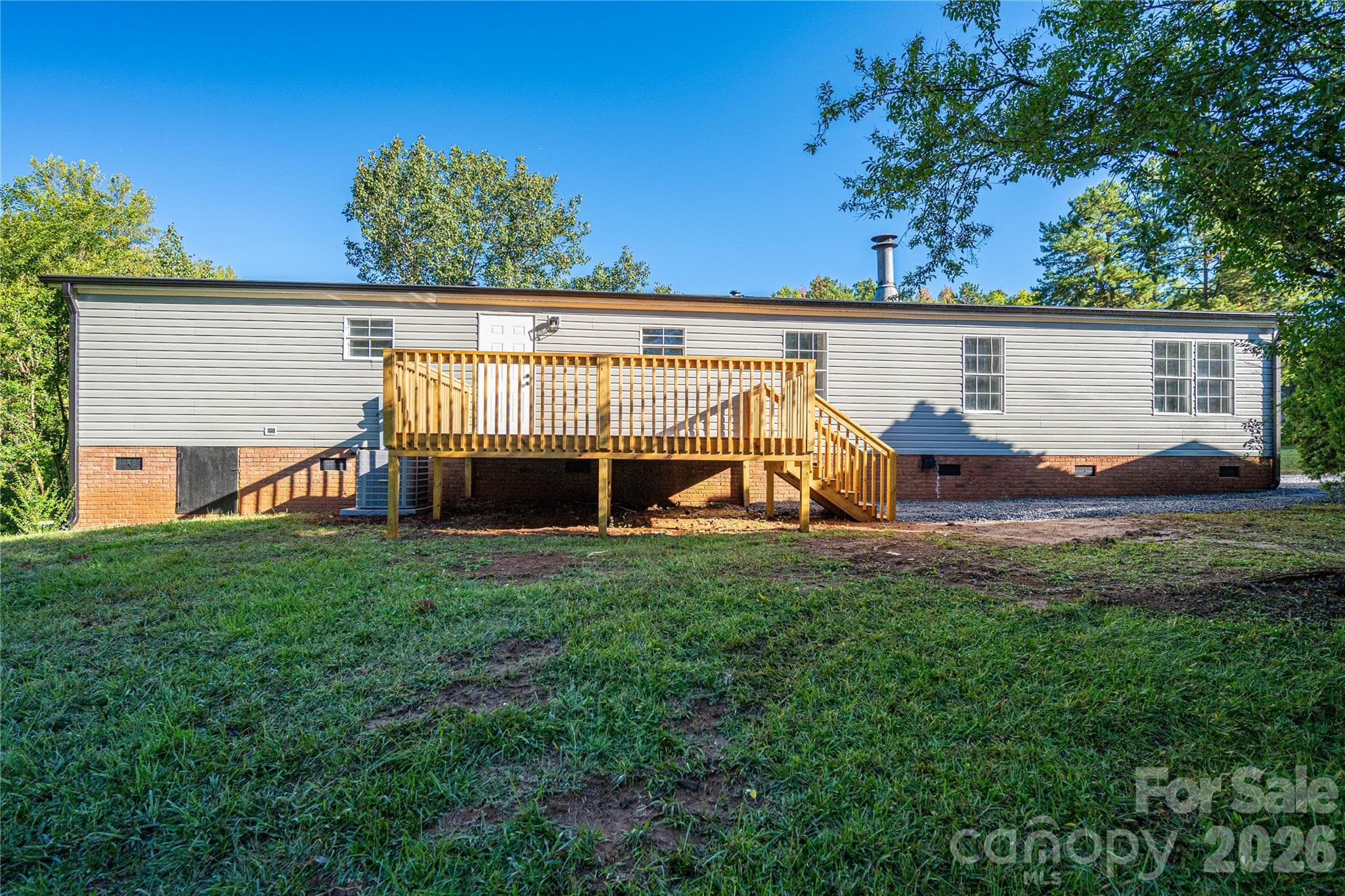 Single Family Residence at 5047 Longbow Pointe, Kings Mountain, photo 34 of 46