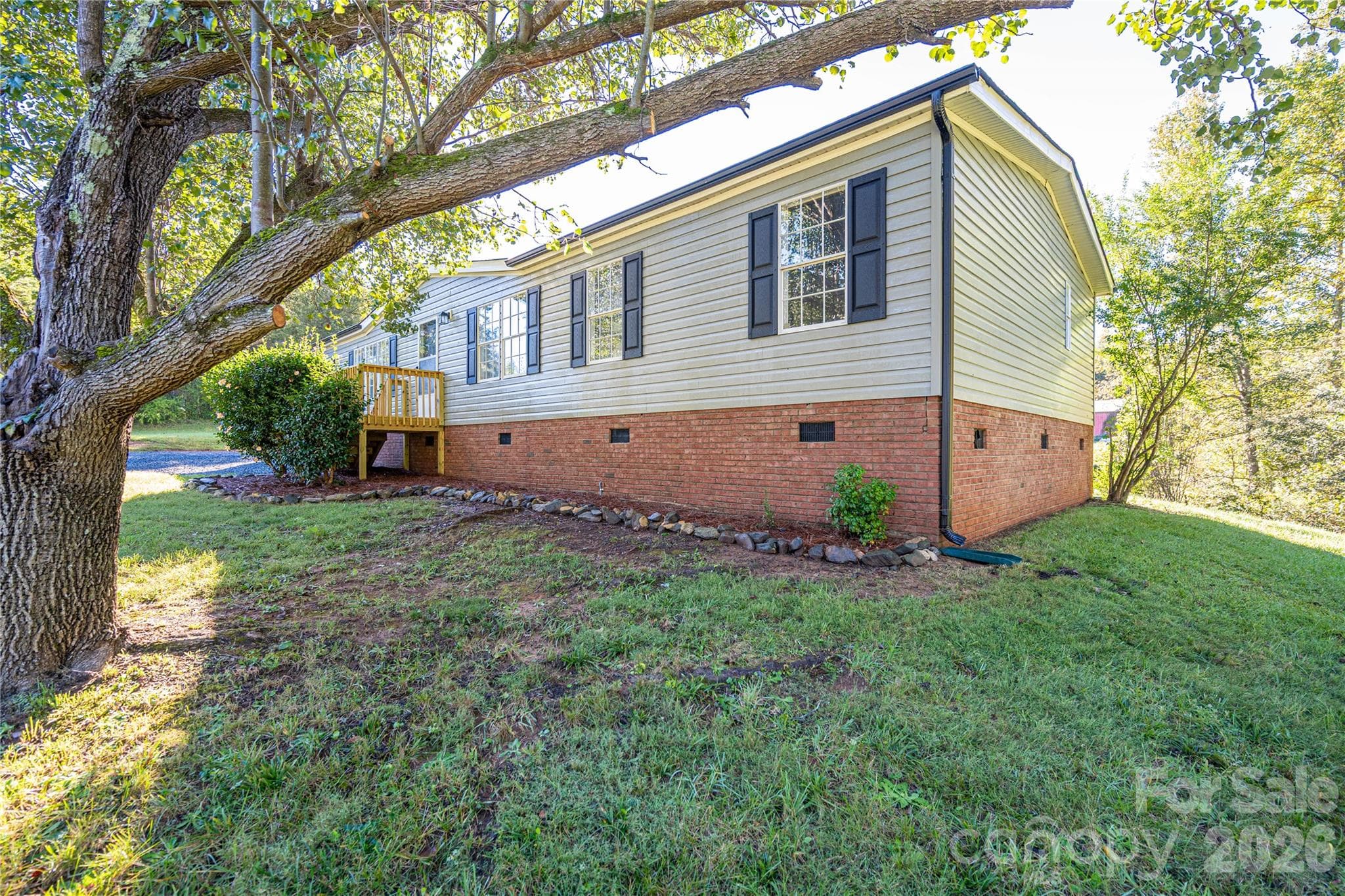 Single Family Residence at 5047 Longbow Pointe, Kings Mountain, photo 41 of 46