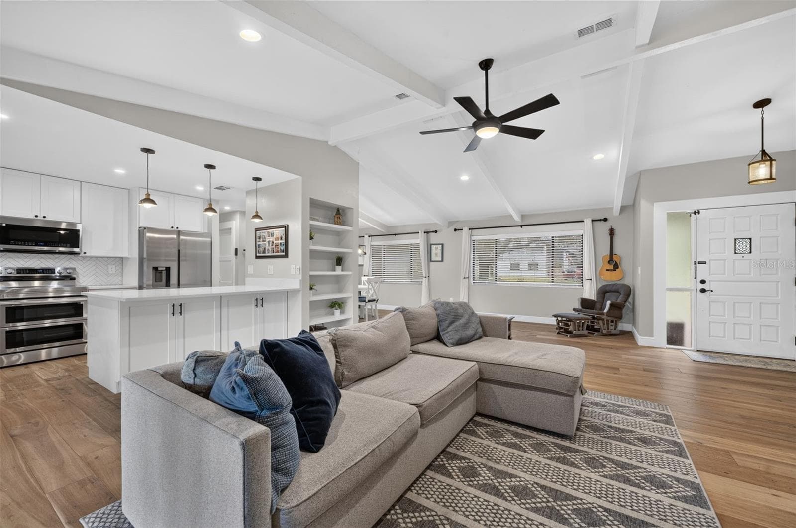 Single Family Residence at 111 TARPON CIR, WINTER SPRINGS, photo 2 of 34