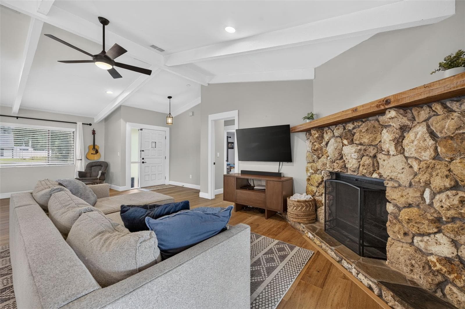 Single Family Residence at 111 TARPON CIR, WINTER SPRINGS, photo 5 of 34