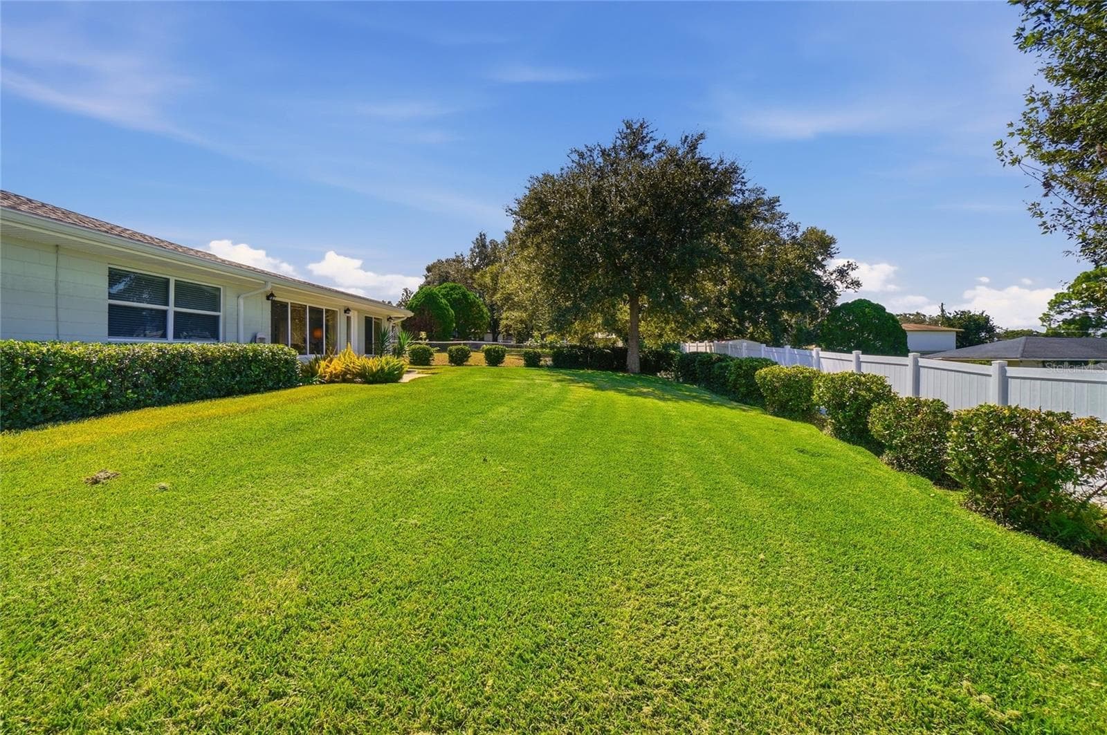 Single Family Residence at 241 VOLUSIA DR, WINTER HAVEN, photo 44 of 53