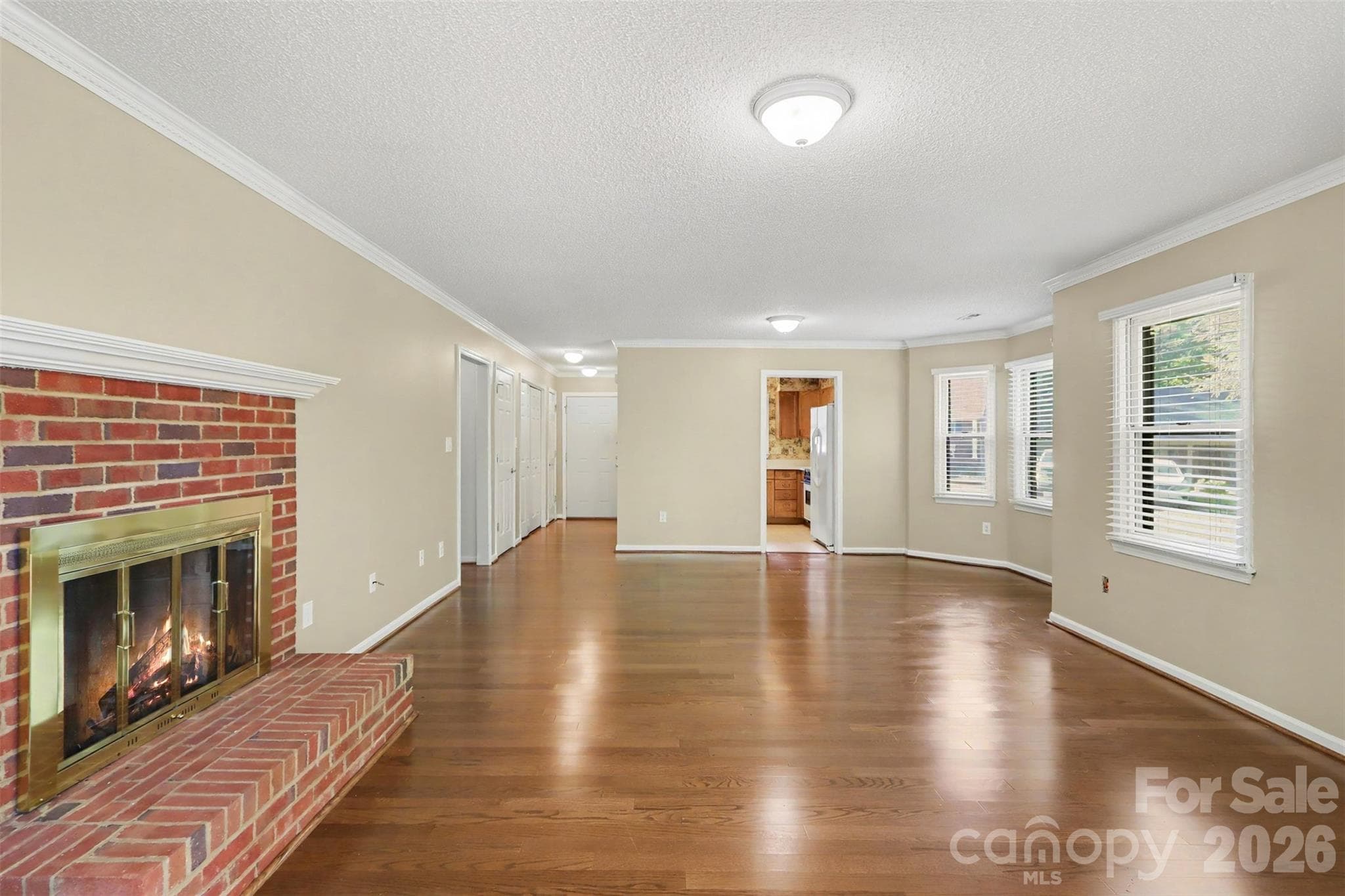 Townhouse at 8407 Coulwood Oak Lane, Charlotte, photo 6 of 24