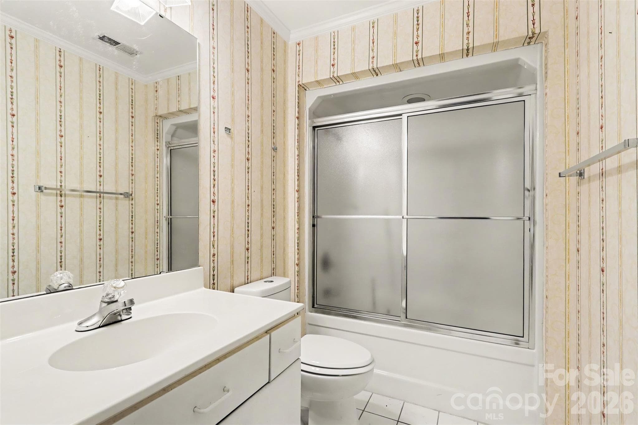 Hall Bathroom - 8407 Coulwood Oak Lane, Charlotte