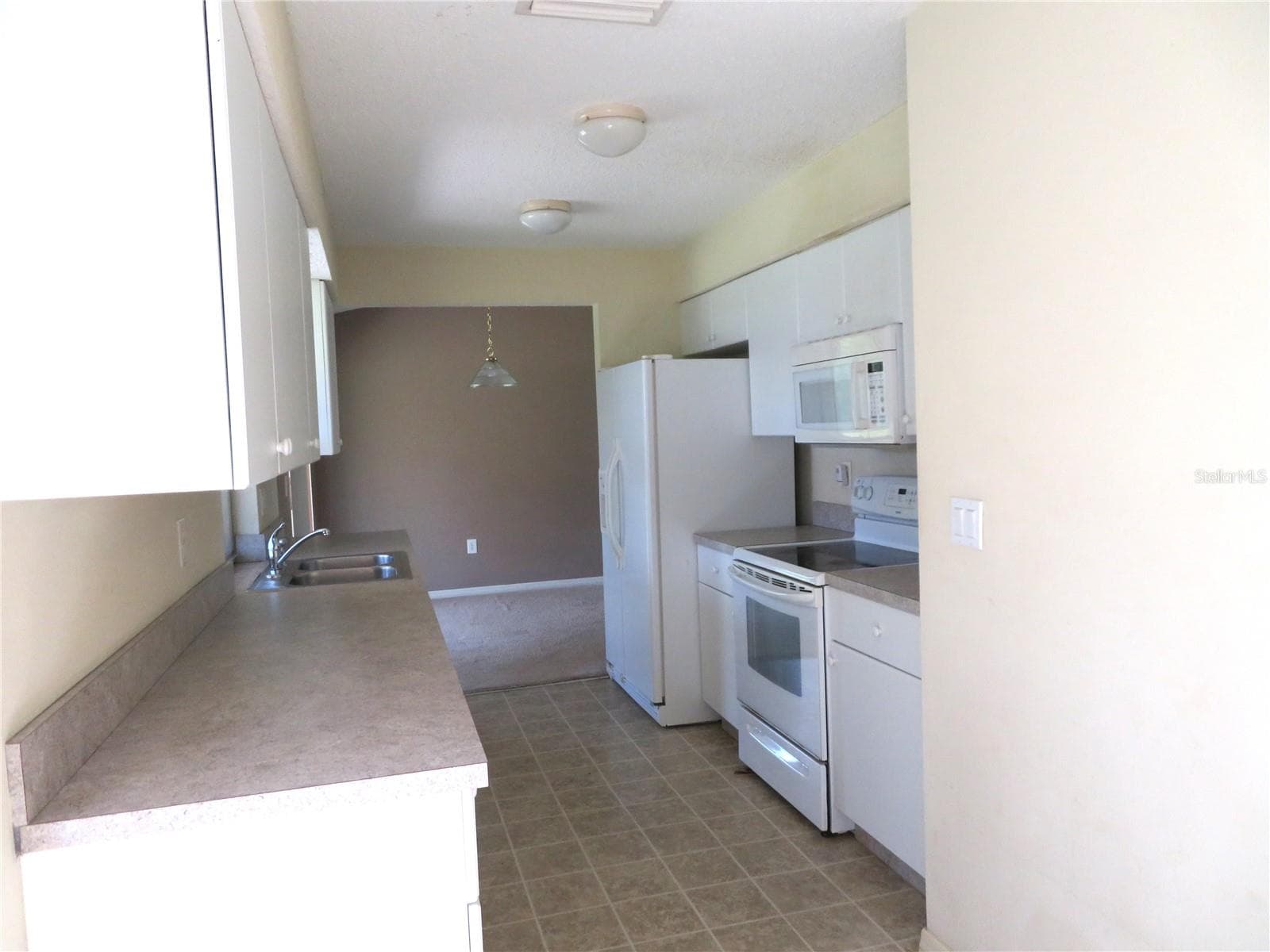 Kitchen - 18439 LAMONT AVE, PORT CHARLOTTE
