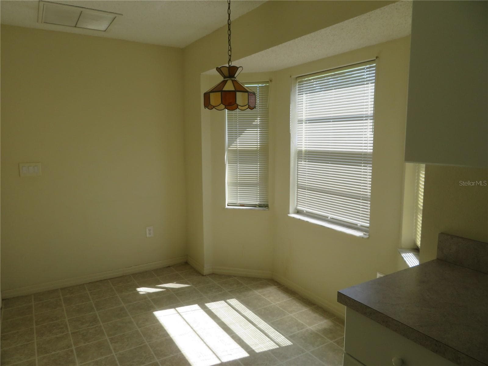 Dinette - 18439 LAMONT AVE, PORT CHARLOTTE