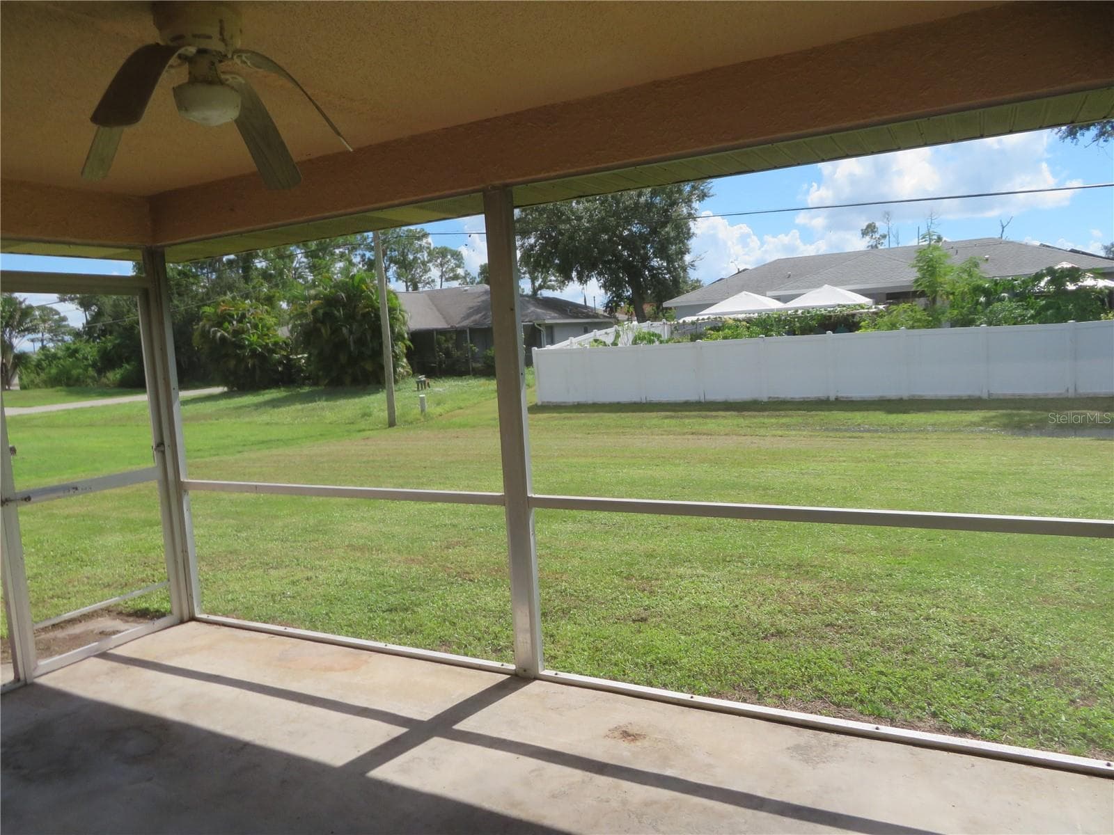 Lanai looking at Backyard - 18439 LAMONT AVE, PORT CHARLOTTE