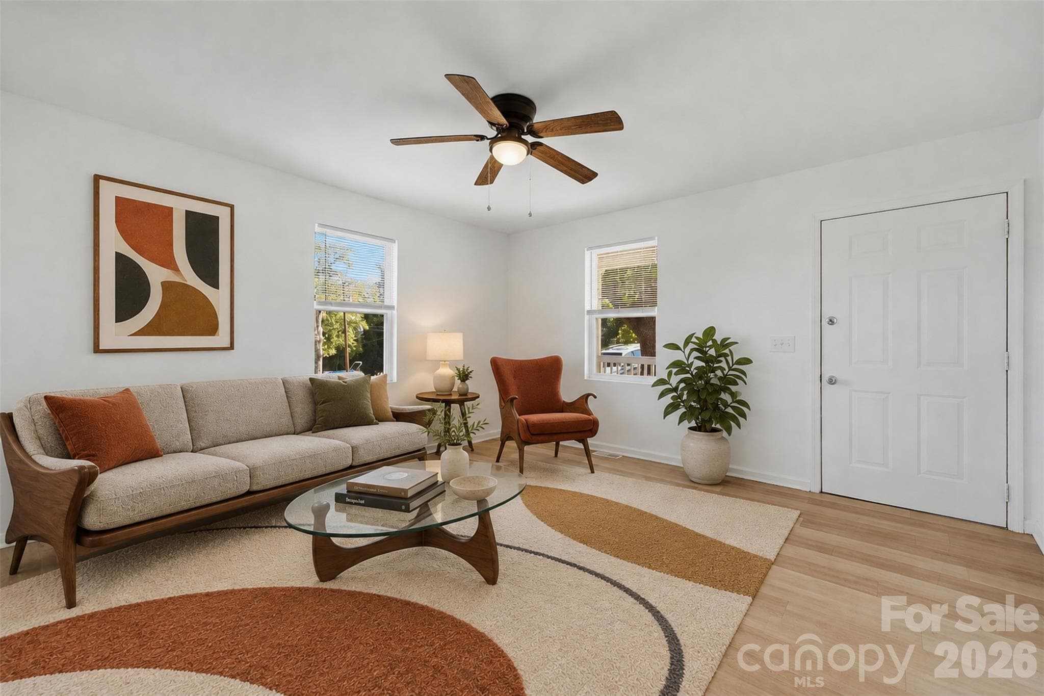 Virtually staged - 2996 1st Avenue NW, Hickory