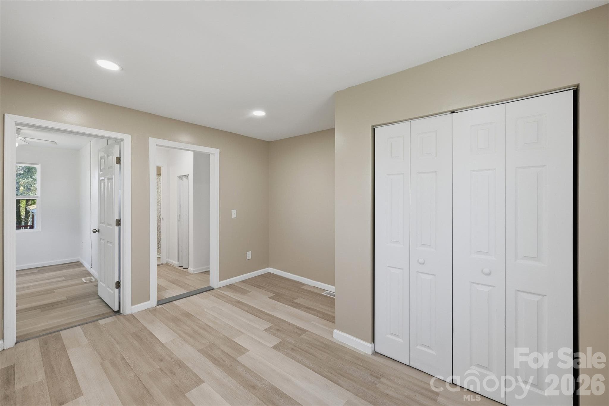 Kitchen/laundry area - 2996 1st Avenue NW, Hickory