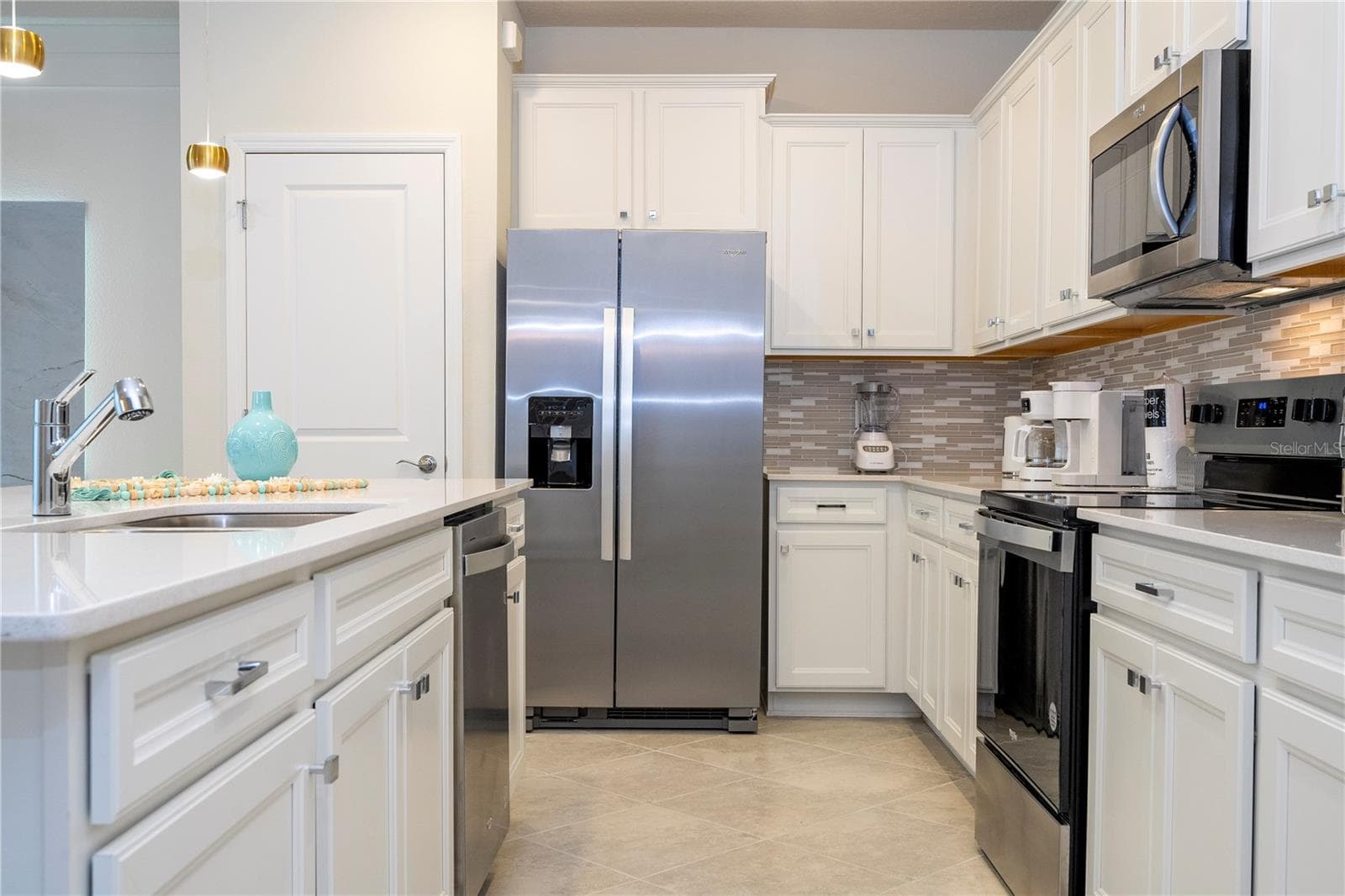 Townhouse at 1248 BLUE ISLAND DR, CLERMONT, photo 13 of 87