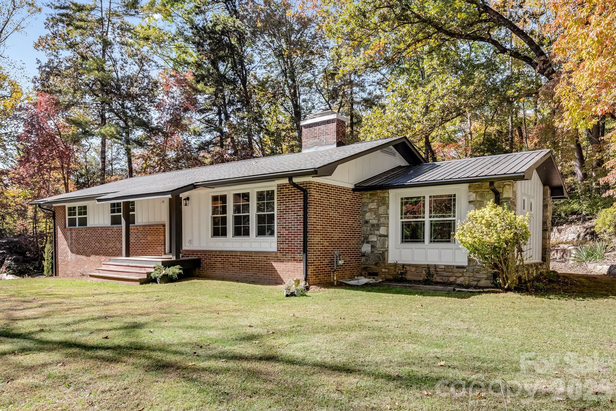 Single Family Residence at 174 Twisted Tree Lane, Horse Shoe, photo 3 of 32