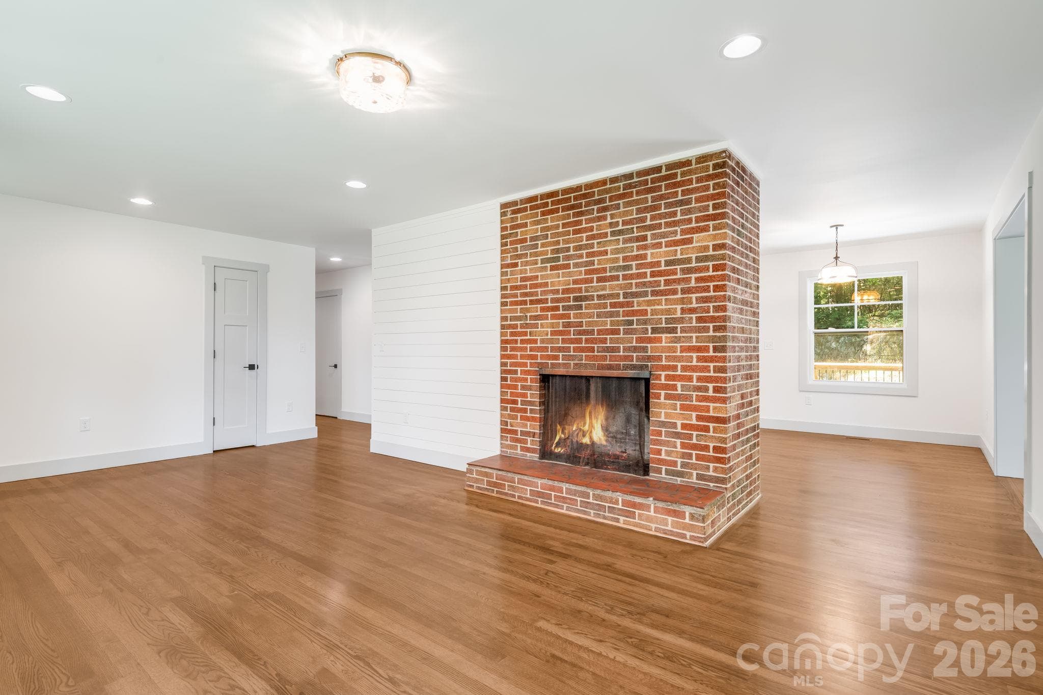 Single Family Residence at 174 Twisted Tree Lane, Horse Shoe, photo 6 of 32