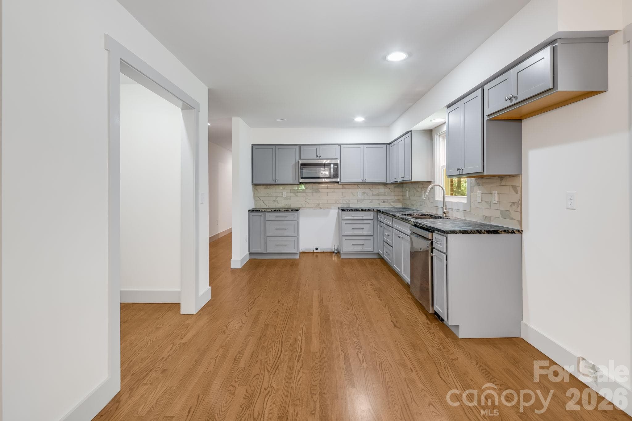 Single Family Residence at 174 Twisted Tree Lane, Horse Shoe, photo 11 of 32