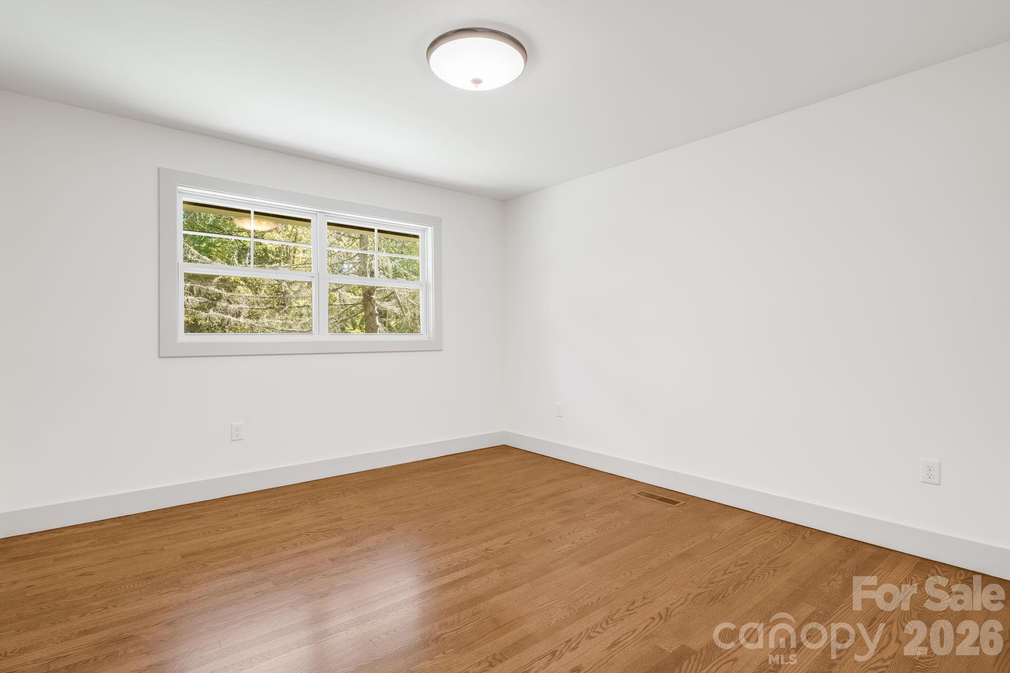 Single Family Residence at 174 Twisted Tree Lane, Horse Shoe, photo 20 of 32