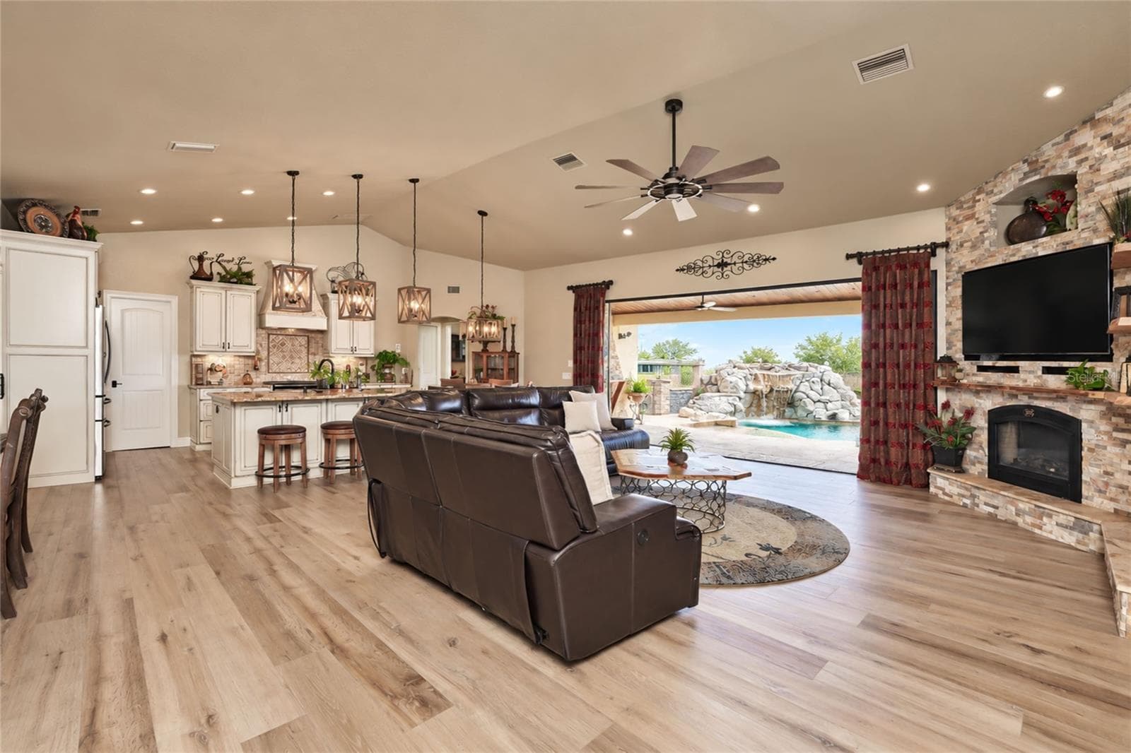 Single Family Residence at 4282 GILLOT BLVD, PORT CHARLOTTE, photo 8 of 79