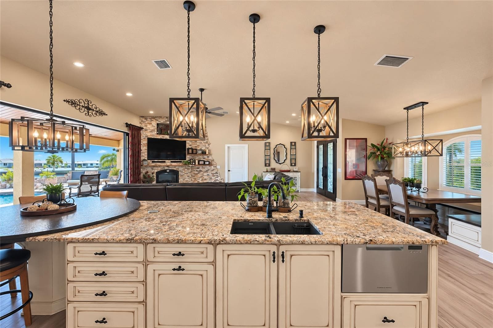 Single Family Residence at 4282 GILLOT BLVD, PORT CHARLOTTE, photo 17 of 79