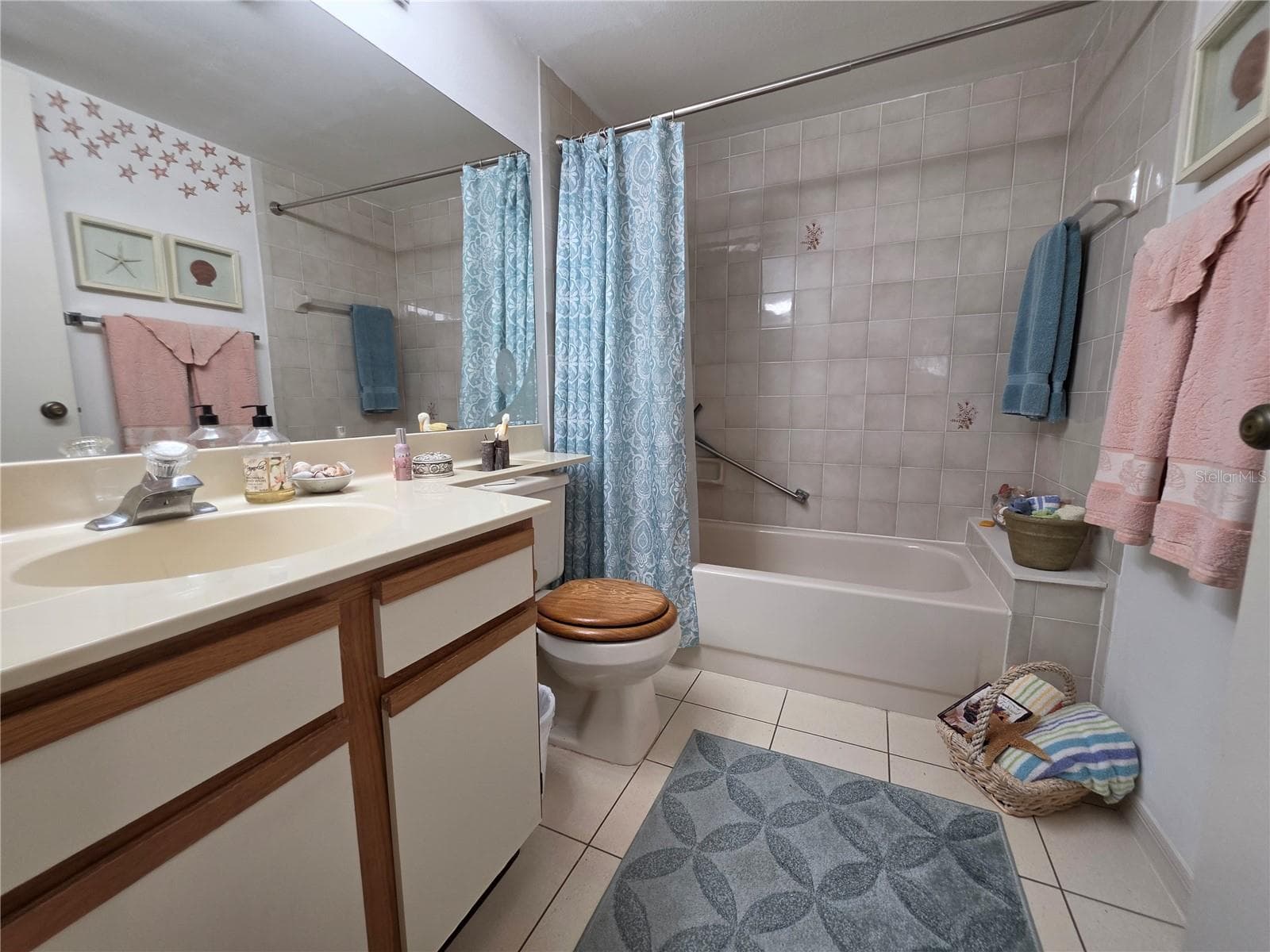 Condominium at 12218 FOX CHASE DR #C2, HUDSON, photo 9 of 19