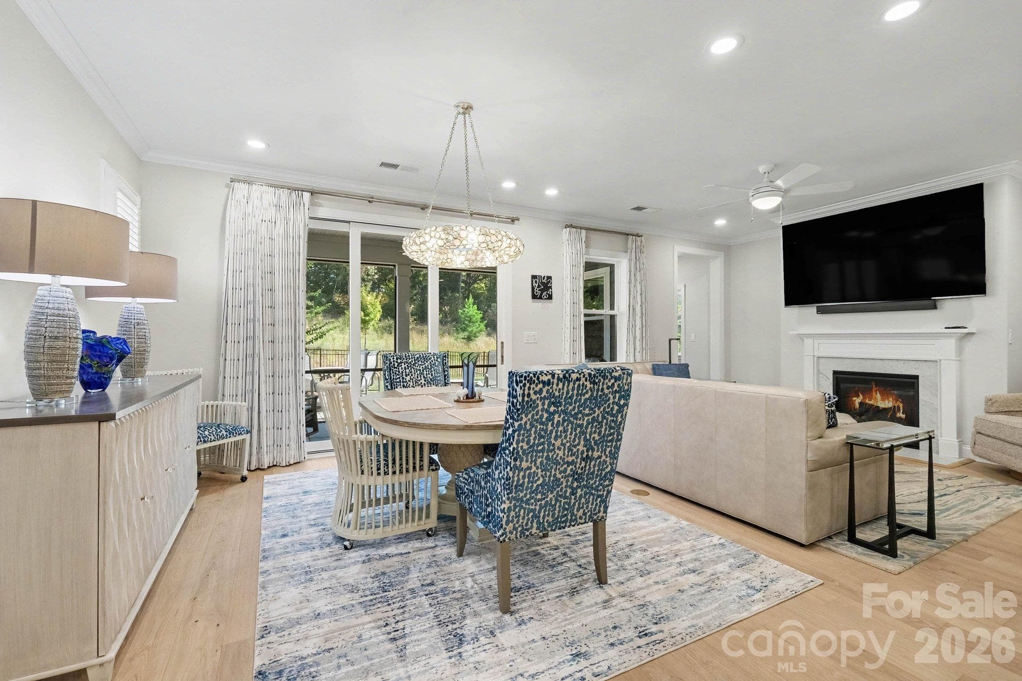 Dining room space - 5605 Caneel Lane, Denver