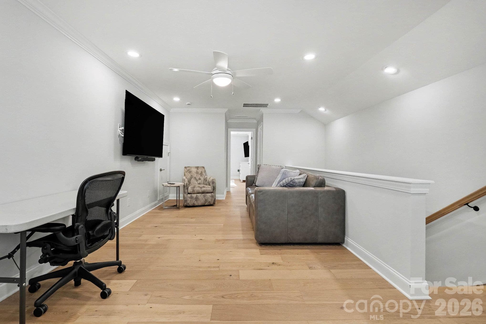 Upstairs Loft - 5605 Caneel Lane, Denver