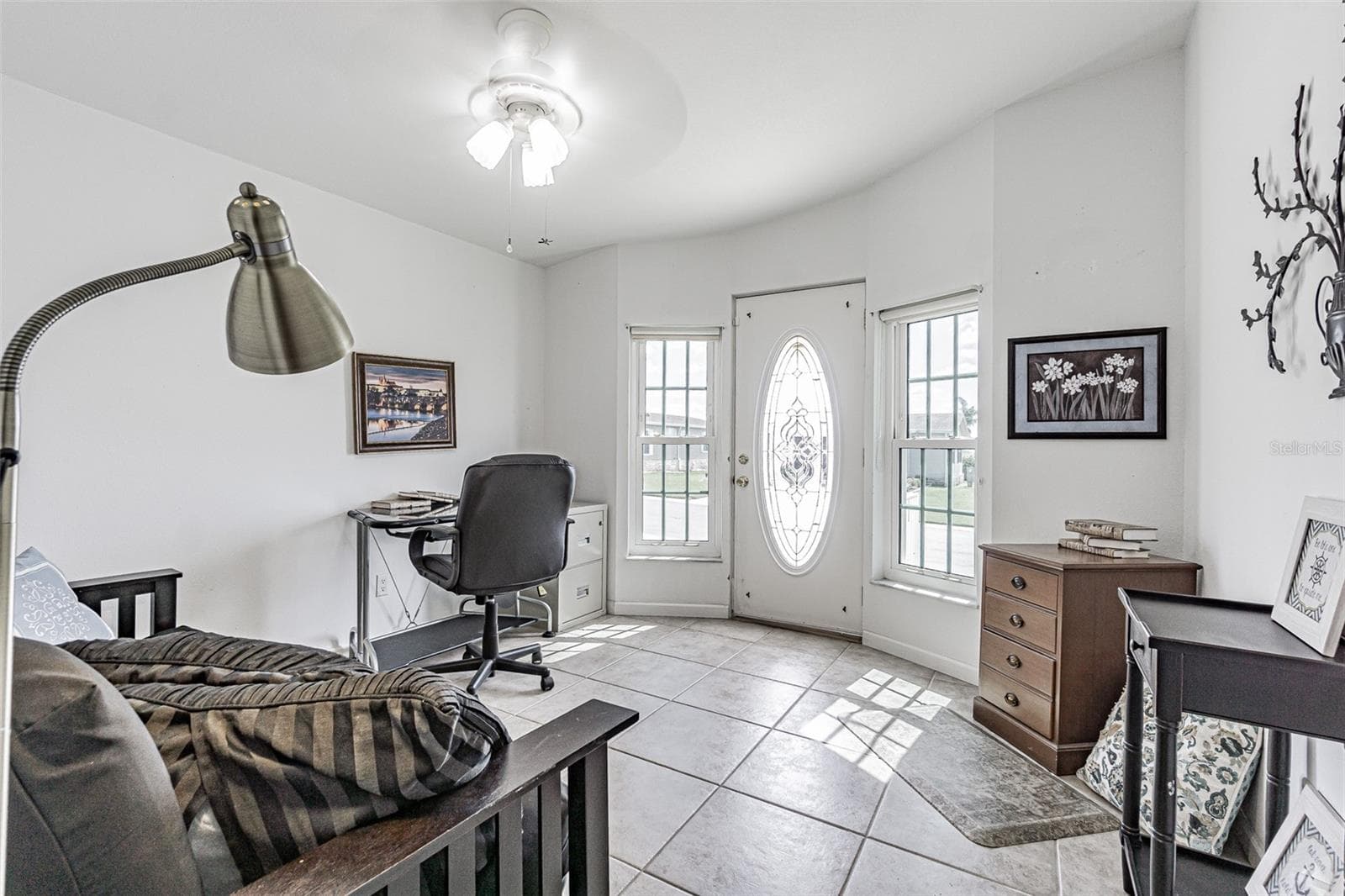 Flex space set up as home office. - 37449 GILL AVE, ZEPHYRHILLS