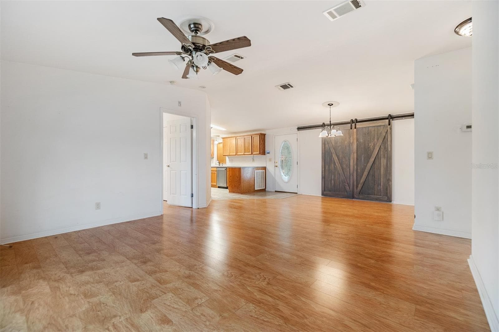 Manufactured Home at 37449 GILL AVE, ZEPHYRHILLS, photo 32 of 63