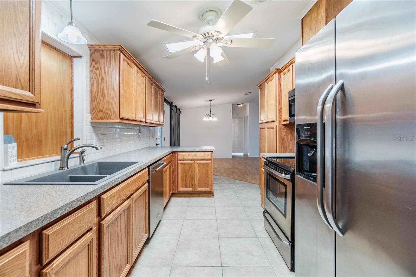 Manufactured Home at 37449 GILL AVE, ZEPHYRHILLS, photo 43 of 63