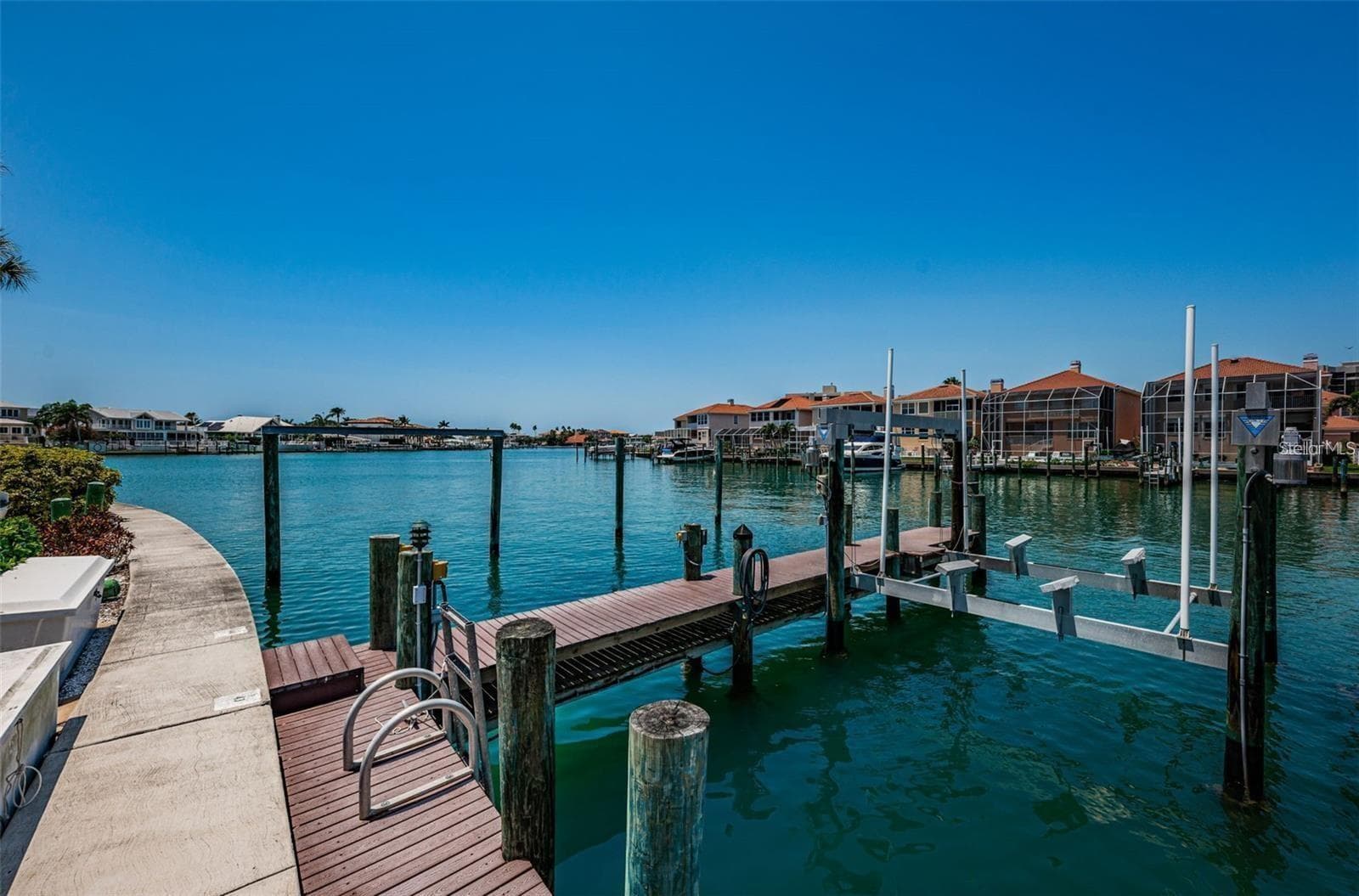 Condominium at 240 SAND KEY ESTATES DR #222, CLEARWATER, photo 19 of 35