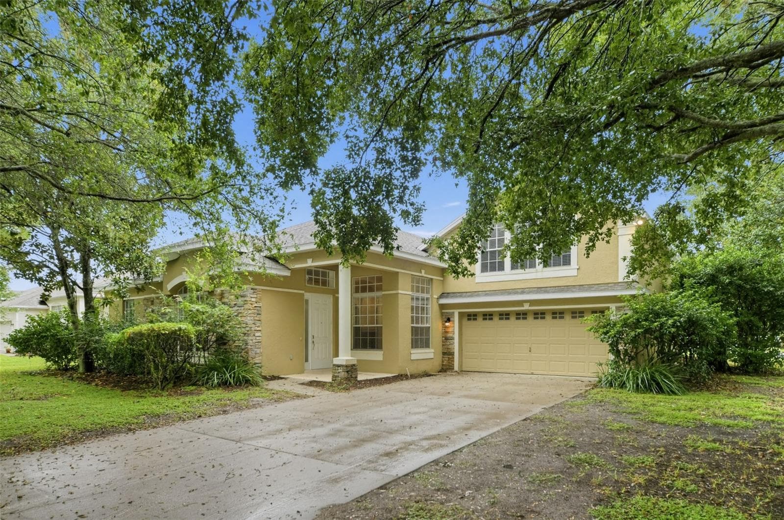 Single Family Residence at 726 REGINA CIR, OAKLAND, photo 2 of 36