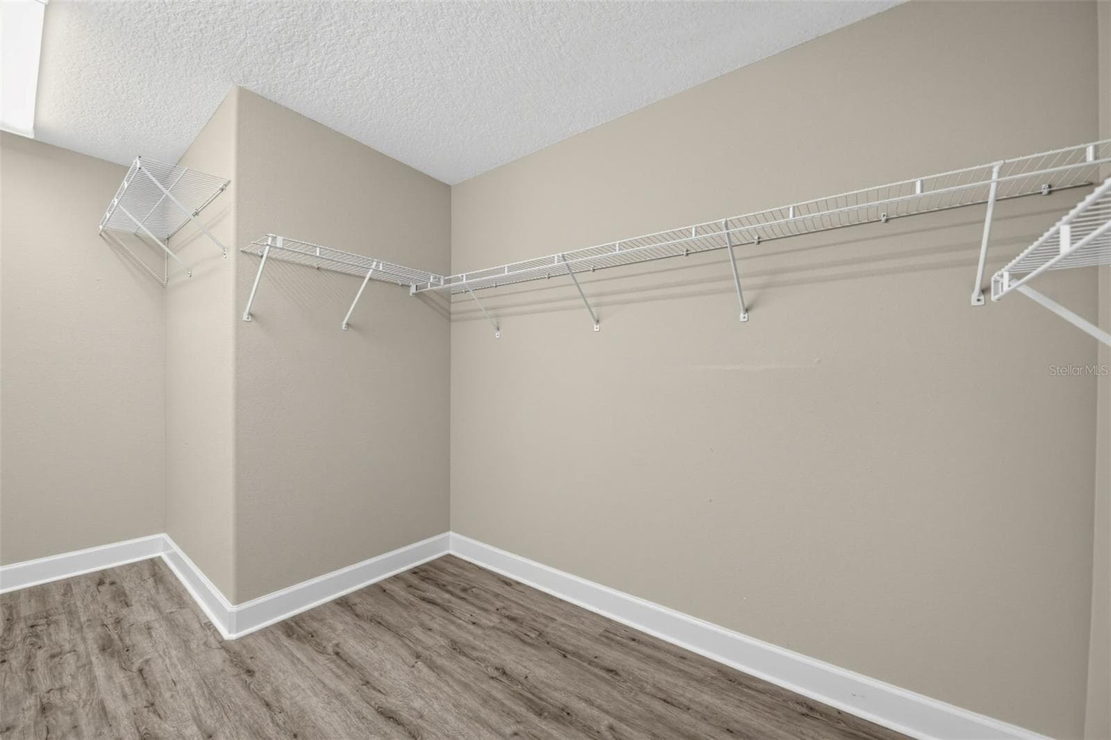 Single Family Residence at 726 REGINA CIR, OAKLAND, photo 25 of 36