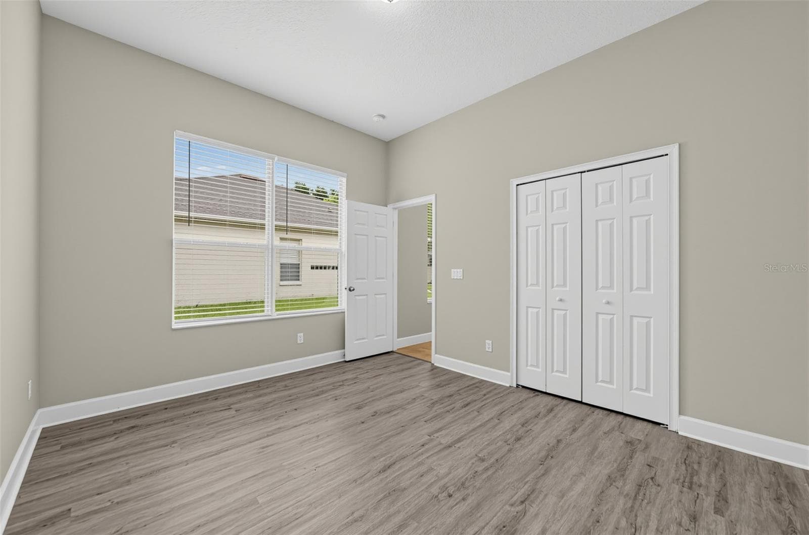 Single Family Residence at 726 REGINA CIR, OAKLAND, photo 26 of 36