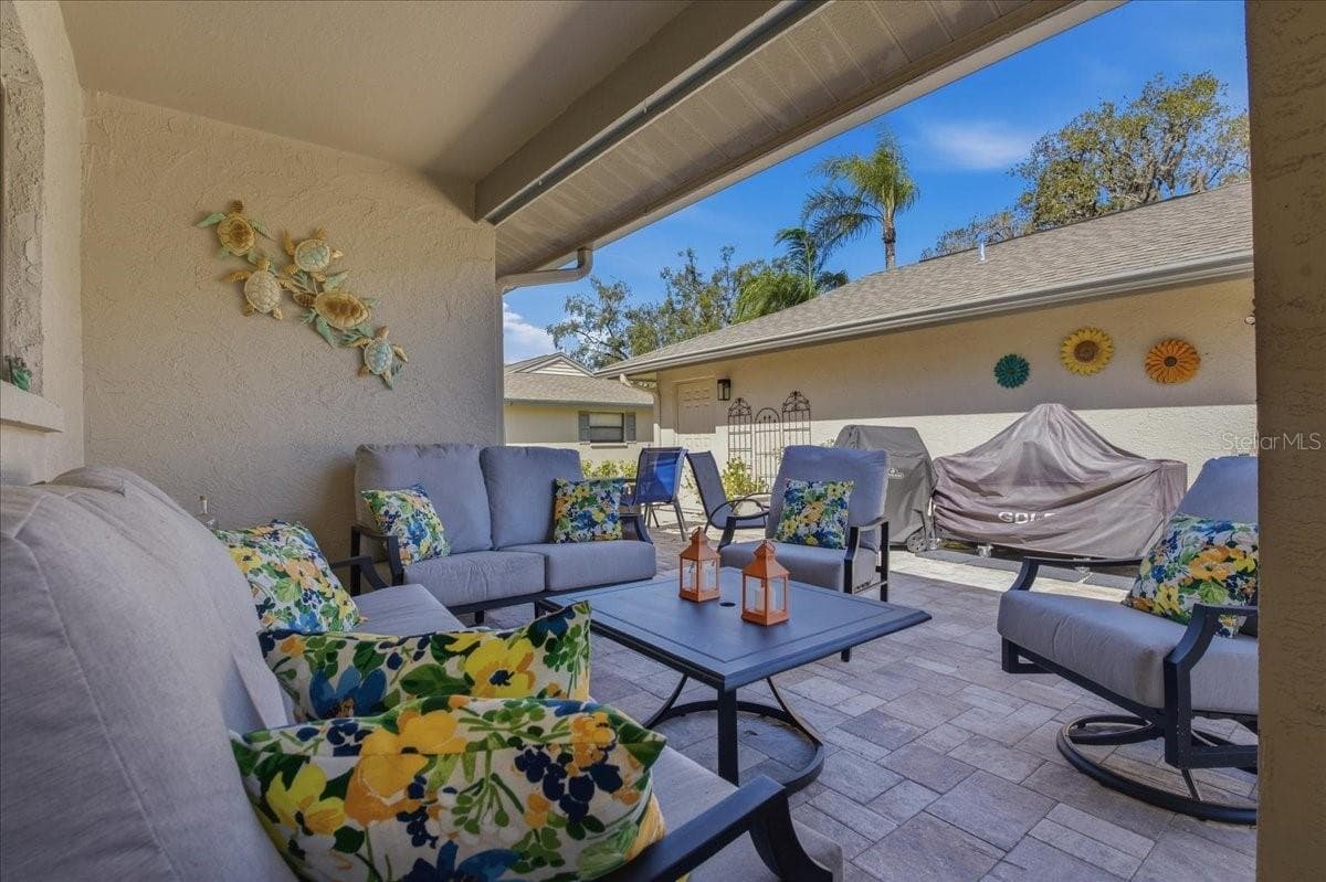 Condominium at 3272 LORI LN #3272, NEW PORT RICHEY, photo 39 of 90