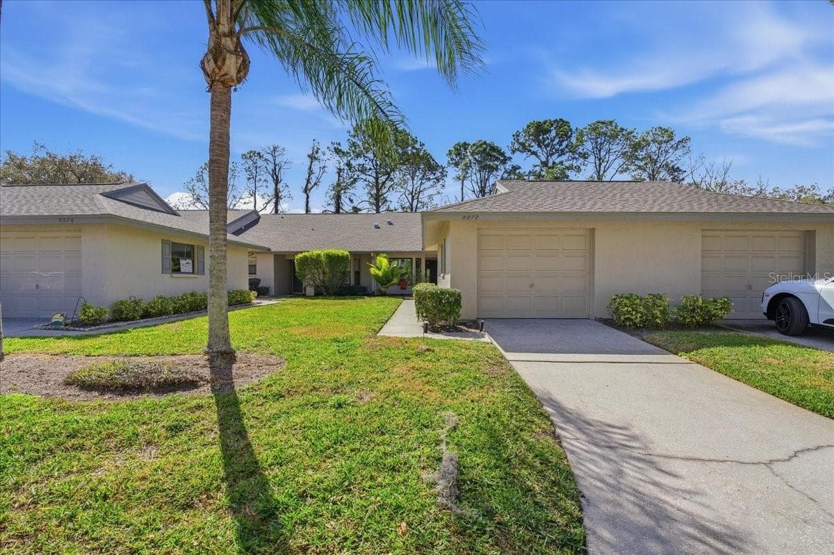 Condominium at 3272 LORI LN #3272, NEW PORT RICHEY, photo 45 of 90