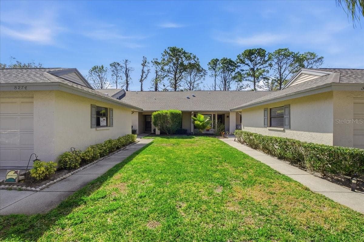 Condominium at 3272 LORI LN #3272, NEW PORT RICHEY, photo 47 of 90