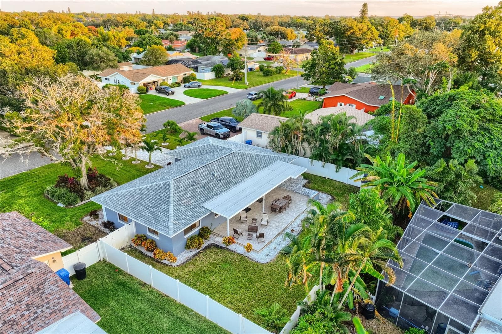 Single Family Residence at 6053 28TH ST S, ST PETERSBURG, photo 2 of 39