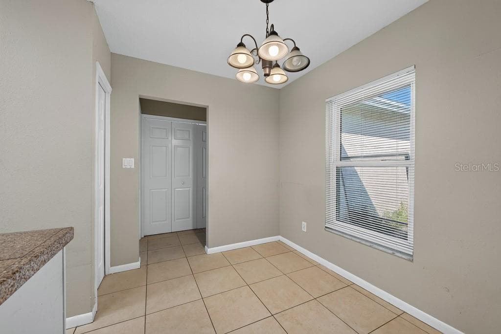 Single Family Residence at 518 WYNNWOOD DR, BRANDON, photo 29 of 64